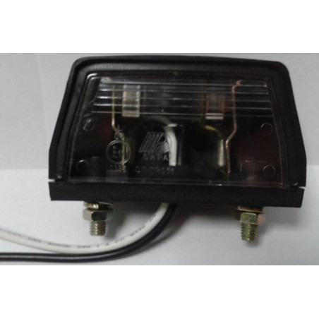LAMPA OŚW. TABLICE REJESTRACYJNĄ W08 na dwie śruby   ( 987B )